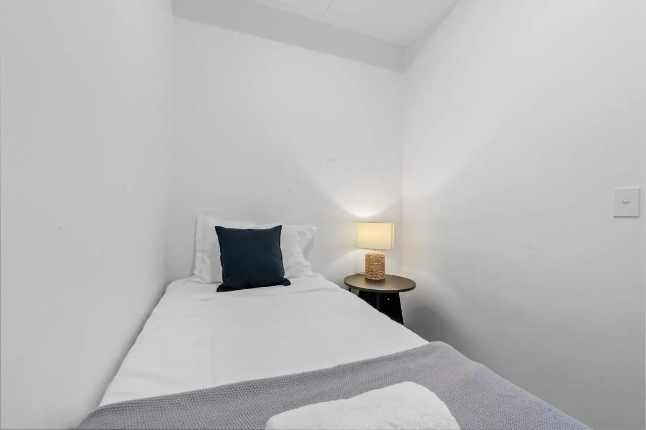 The Halo - New Central Lux South Brisbane 2Br With Parking & Pool 0*,